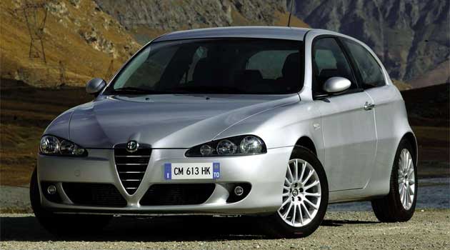 Alfa Romeo 147 - 937 - ferdehátú lengescsillapító